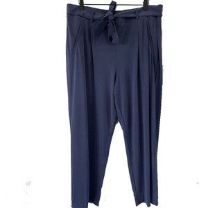 NWT White House Black Market Tapered Ankle Pants